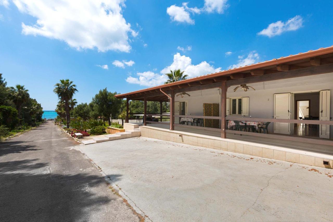 Residence Garden Sea Porto Cesareo Exteriör bild