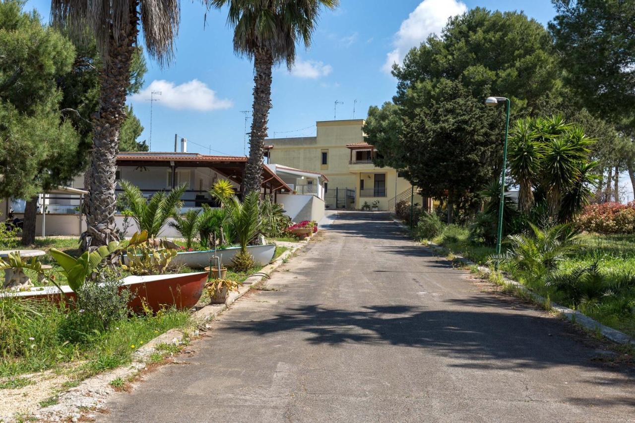Residence Garden Sea Porto Cesareo Exteriör bild