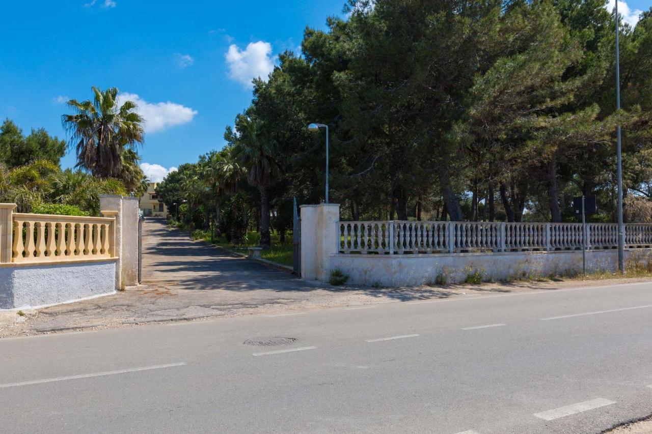 Residence Garden Sea Porto Cesareo Exteriör bild
